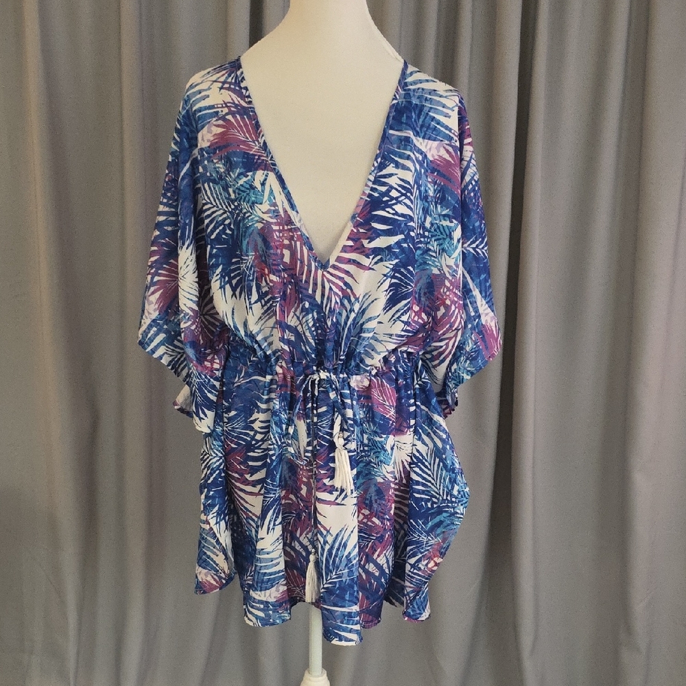 Swimsuits For All Blue and Purple Leaf Print Swim Cover-Up